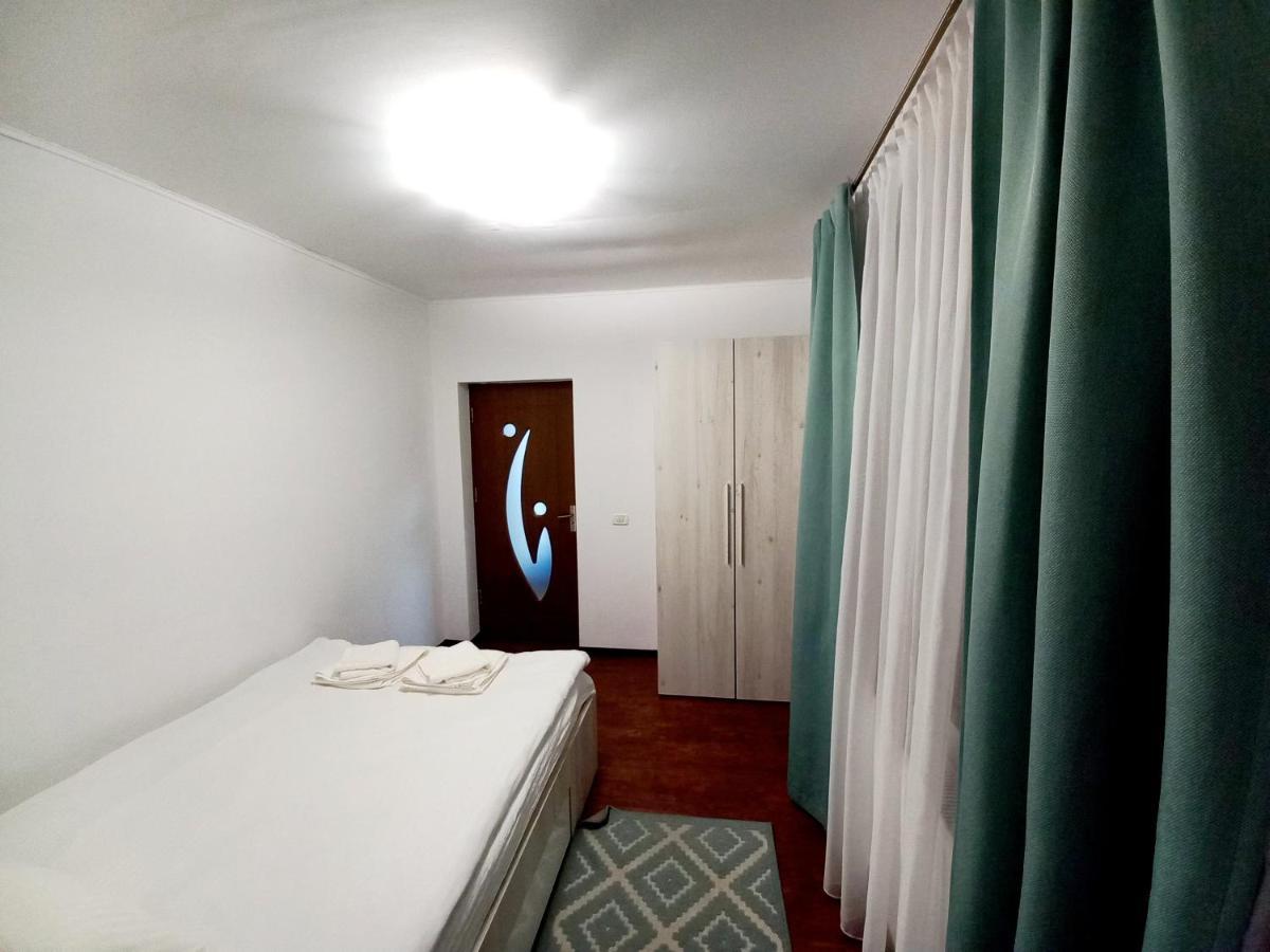 Casa Alex Villa Valiug Bagian luar foto